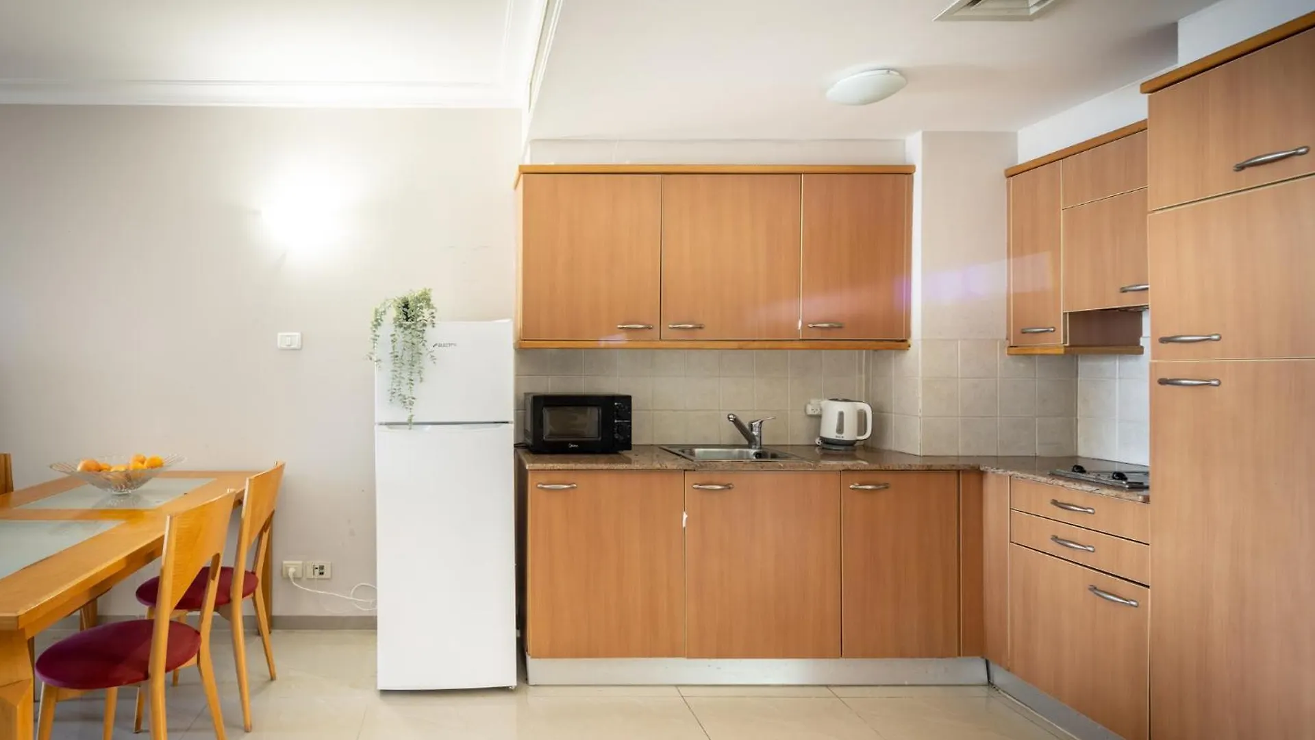 Carmel Seaside Homey Stay By Sea N' Rent Haifa Apartment