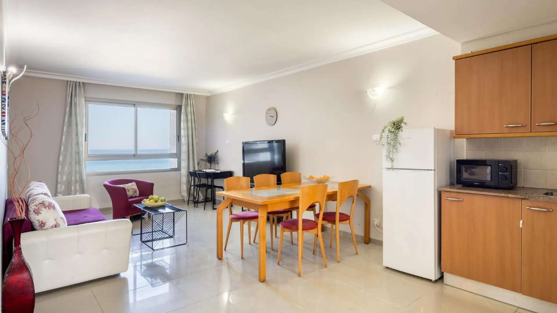 Carmel Seaside Homey Stay By Sea N' Rent Haifa Israel