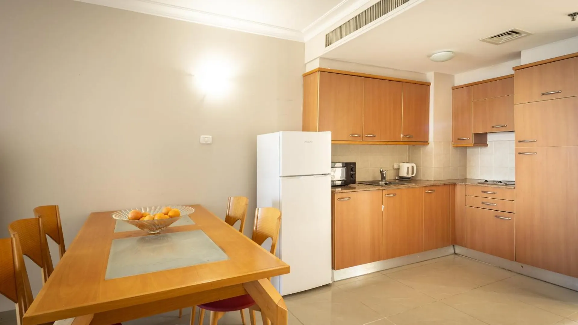 Carmel Seaside Homey Stay By Sea N' Rent Haifa 0*,  Israel